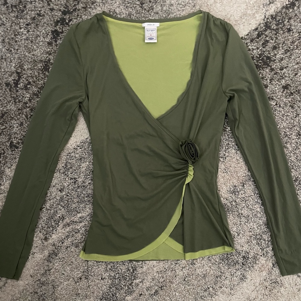 Y2K green flower top